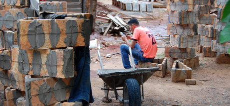 UNA ARQUITECTURA CONTEMPORÁNEA DE PARAGUAY. El proceso artesanal como método de proyecto y obra.